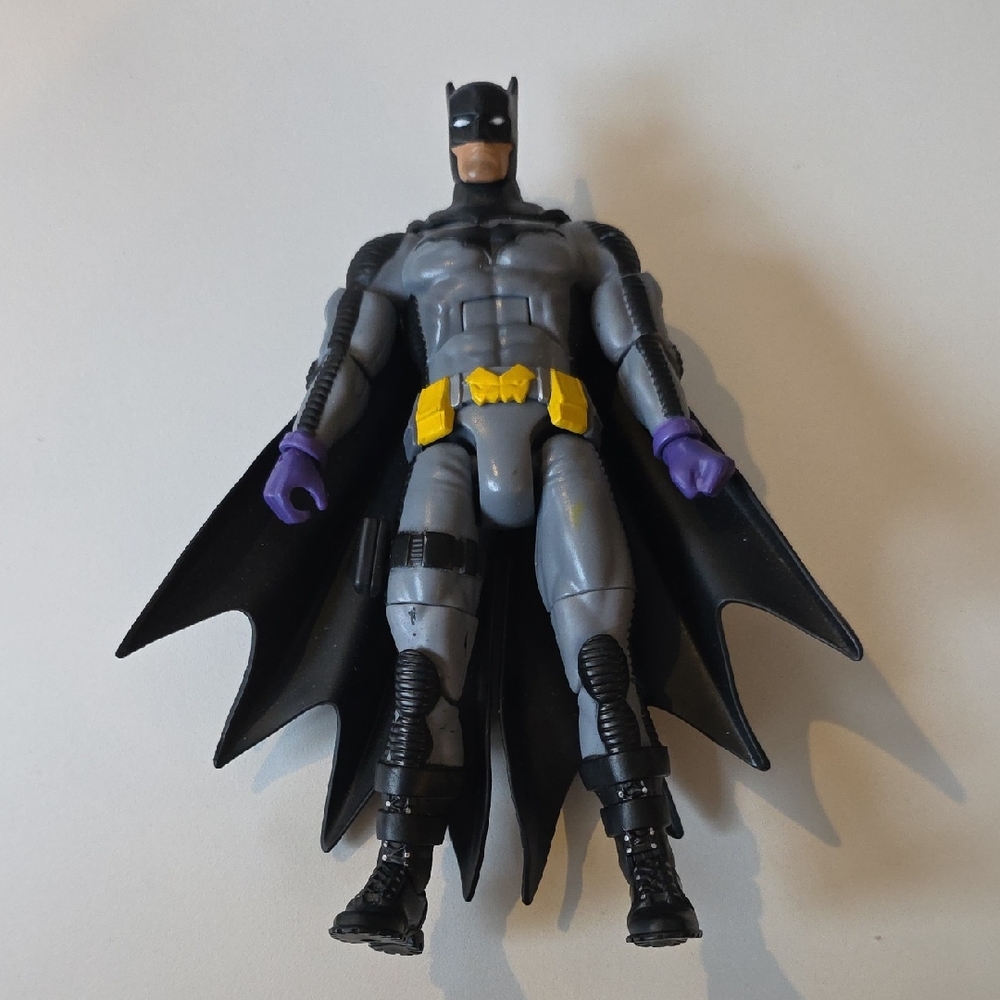 Batman Action Figure with Black Cape and Yellow Belt - Batman Zero Year 2015